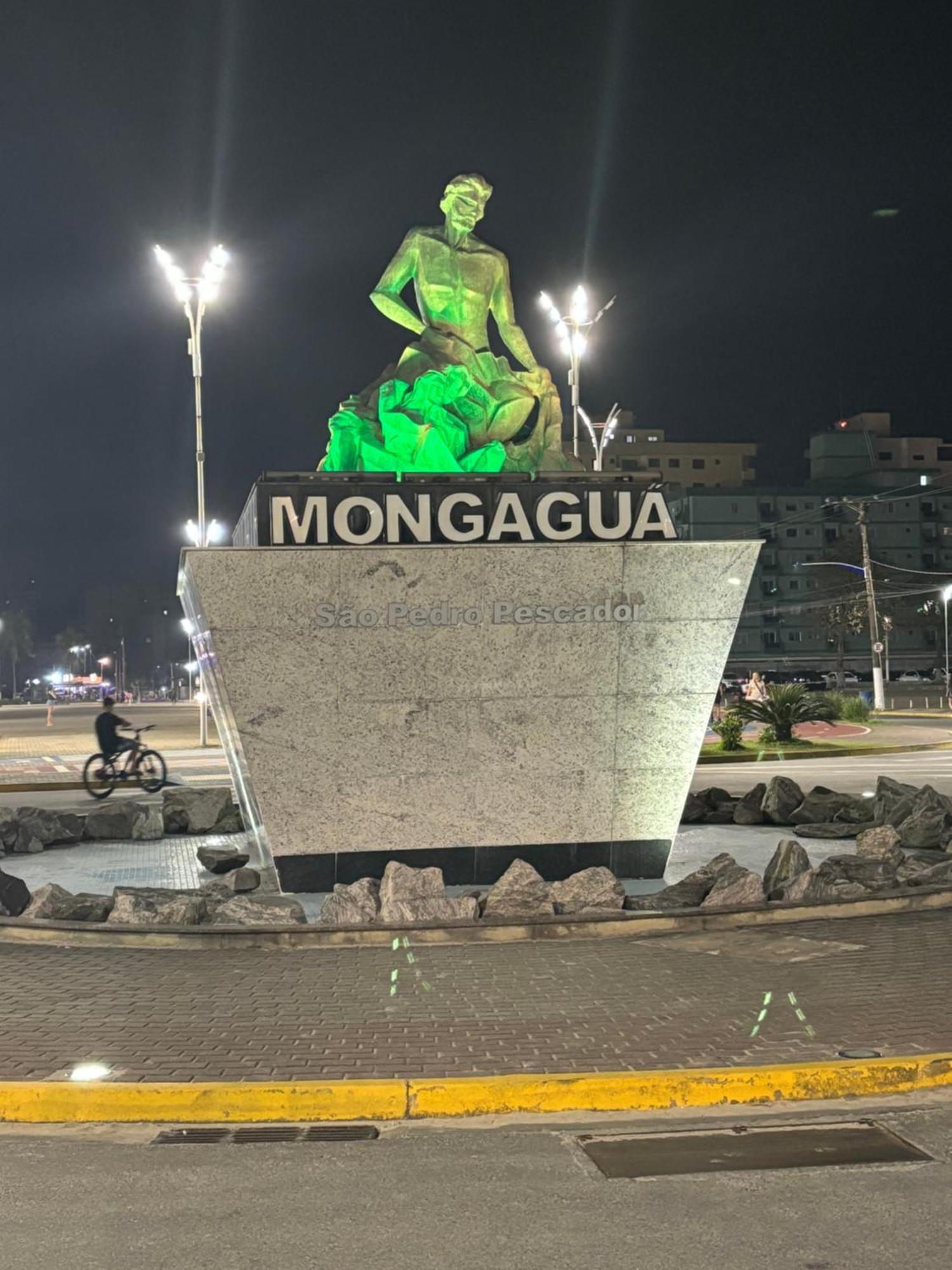 Ap 50 Metros Do Mar Apartment Mongagua Luaran gambar